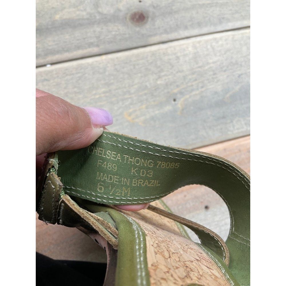 FRYE Boots Chelsea Thong Olive Green Sandals 6.5M Slip On - Picture 5 of 7